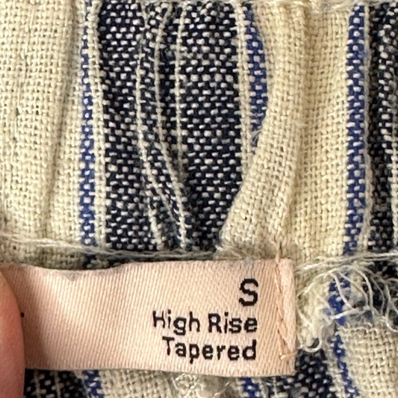 SO Goods for Life Linen High Rise Tapered Pull On Elastic Waist Striped Pants - Picture 5 of 6